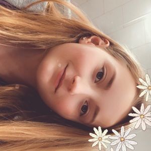 Meet your Posher, Addy